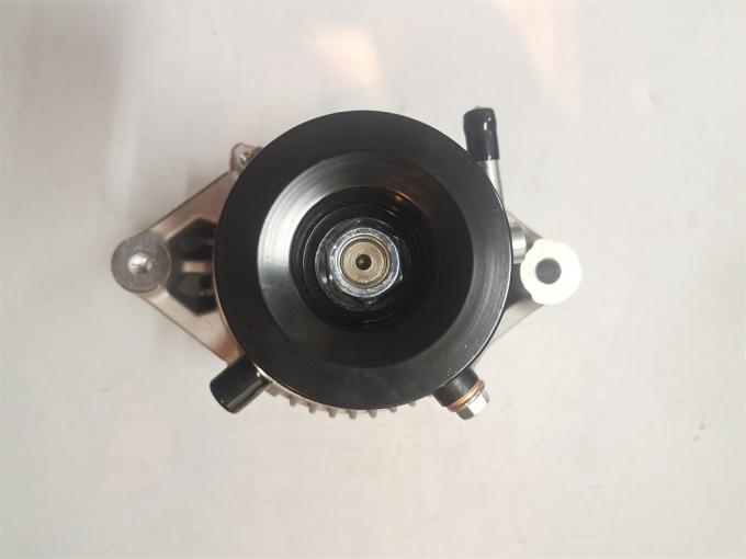 เหล็ก 12V 90A เครื่องกำเนิดไฟฟ้ากระแสสลับอัตโนมัติ 27060-54431 Toyota Hilux Alternators 1