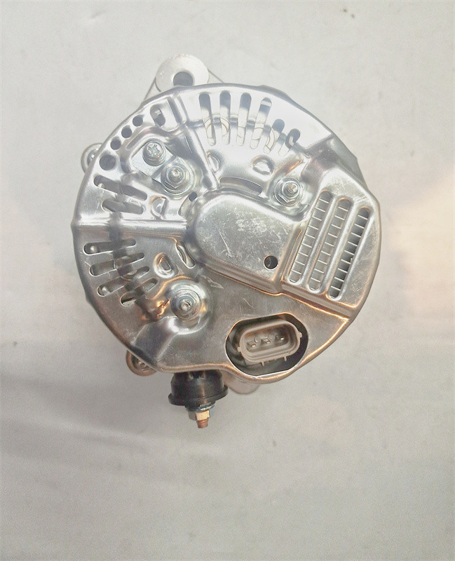 เหล็ก 12V 90A เครื่องกำเนิดไฟฟ้ากระแสสลับอัตโนมัติ 27060-54431 Toyota Hilux Alternators 0